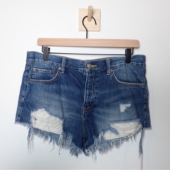 We the Free Distressed Denim Cutoff Button Fly Shorts size 29 - Picture 1 of 10